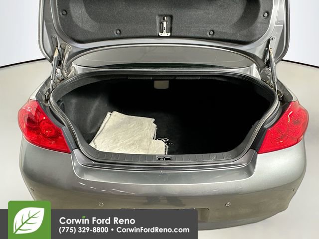 Used 2013 INFINITI G37 Journey w/ Premium Pkg image 27