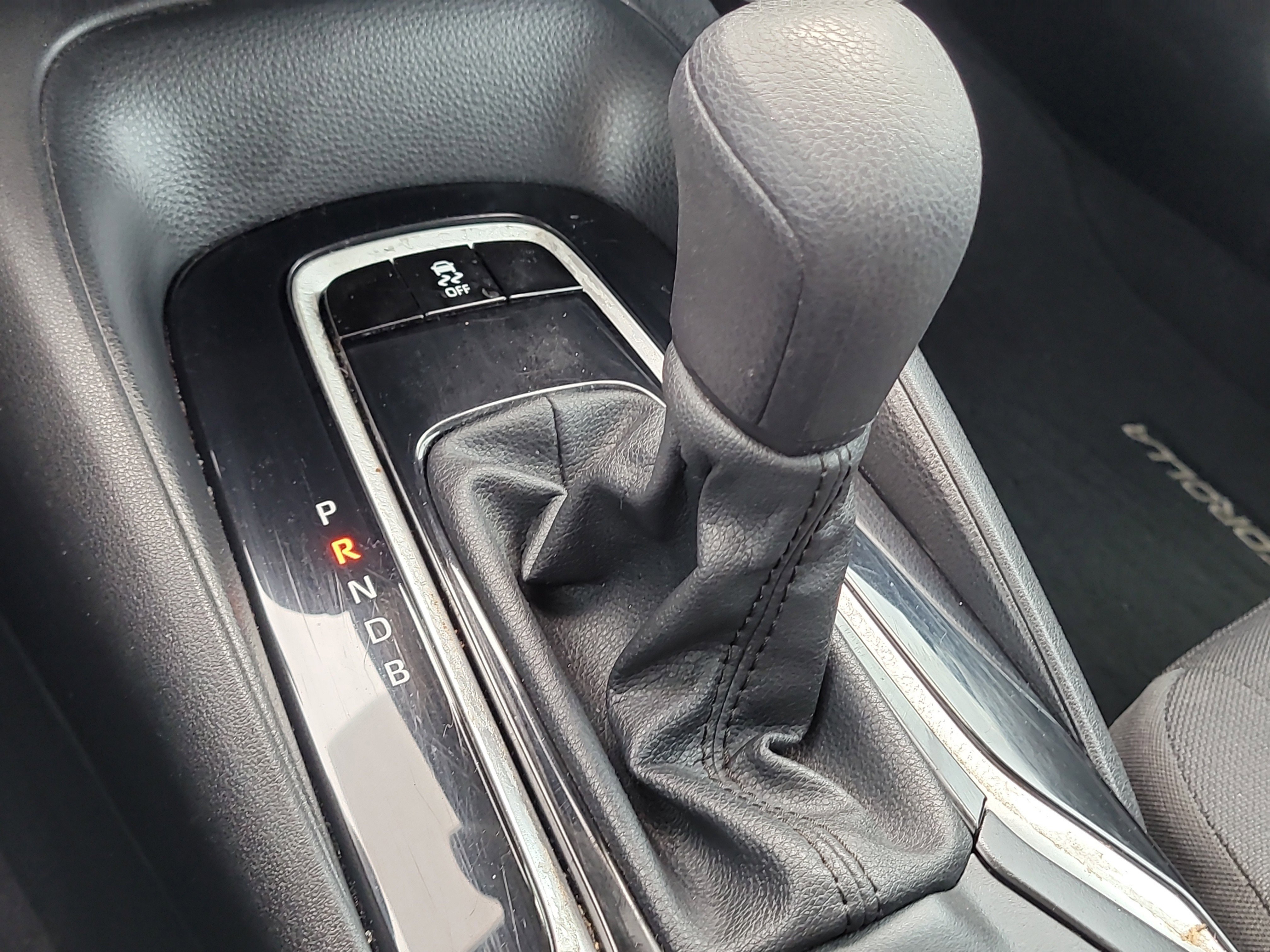 Certified 2024 Toyota Corolla LE image 24