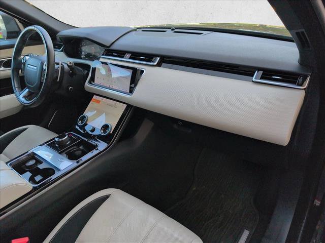 Used 2019 Land Rover Range Rover Velar R-Dynamic SE AWD/4WD image 24