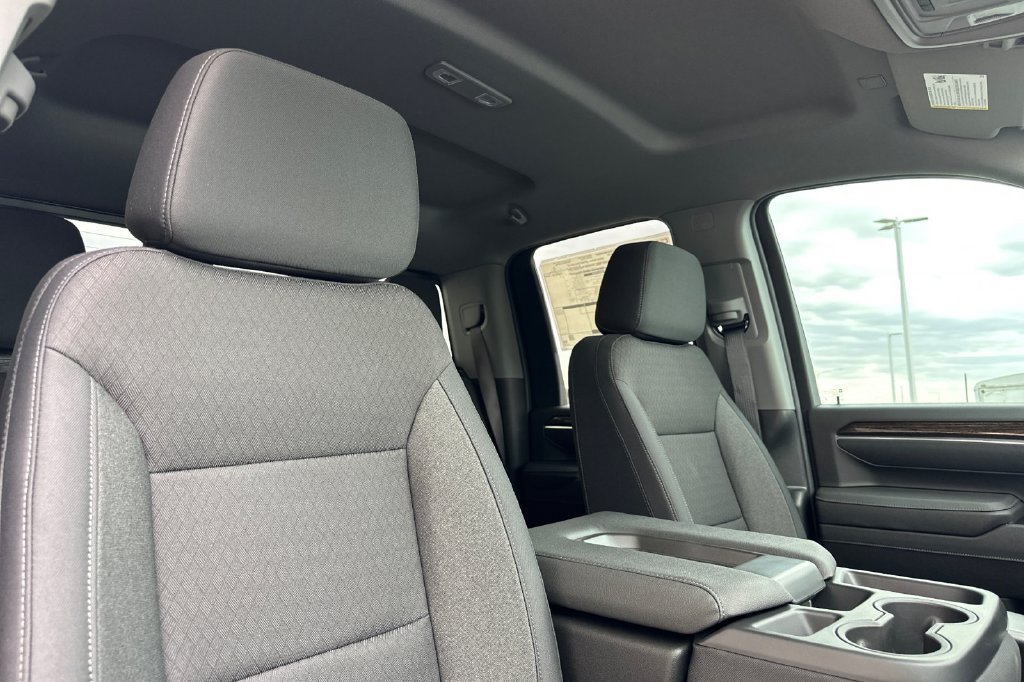 New 2026 GMC Sierra 2500 SLE w/ Preferred Package AWD/4WD image 20