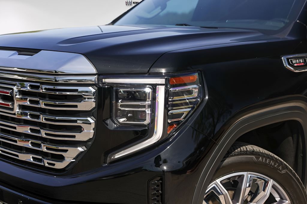 Certified 2023 GMC Sierra 1500 Denali w/ Denali Reserve Package image 3