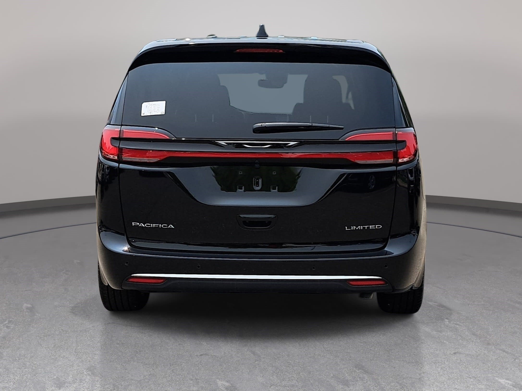 New 2027 Chrysler Pacifica Limited FWD image 6