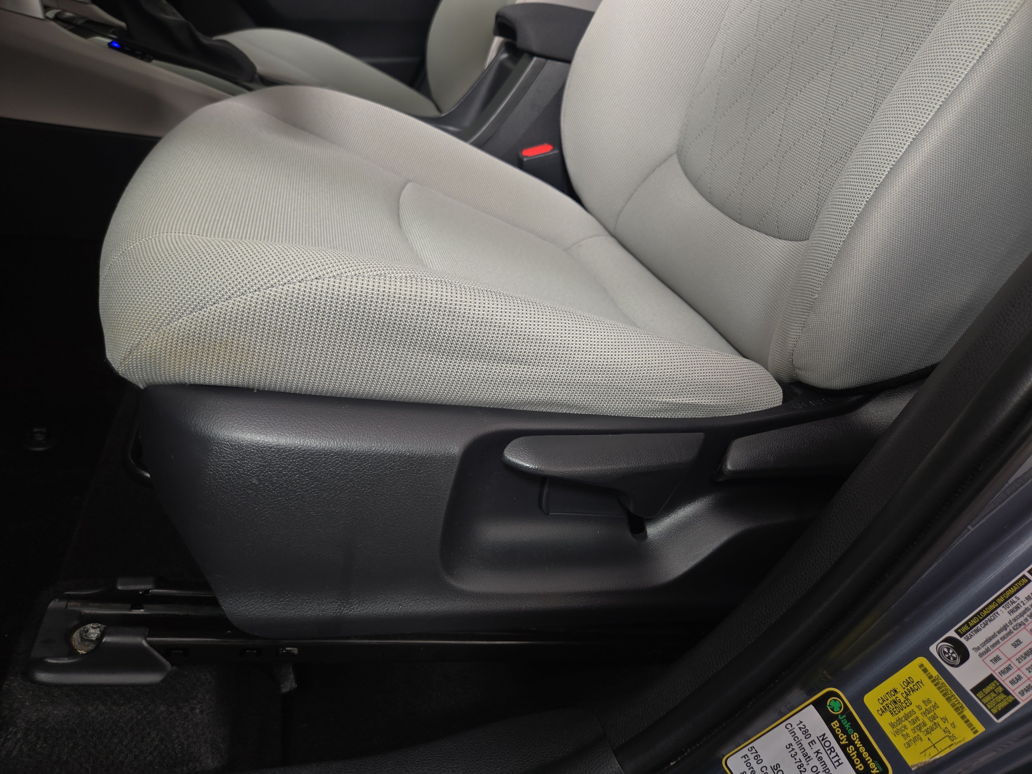 Used 2024 Toyota Corolla Cross L AWD/4WD image 29