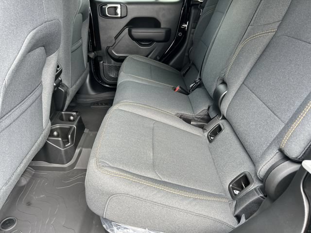 New 2025 Jeep Gladiator Sport AWD/4WD image 20