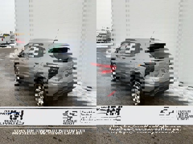 Used 2024 Chevrolet Trax LS w/ LS Convenience Package image 27