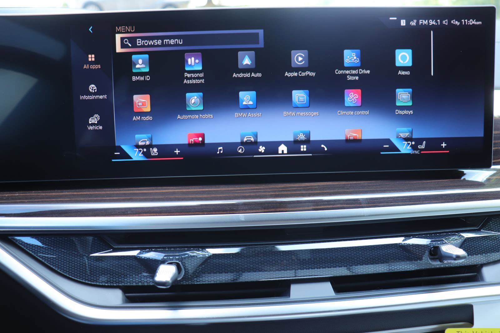 New 2026 BMW X7 xDrive40i w/ Premium Package image 40
