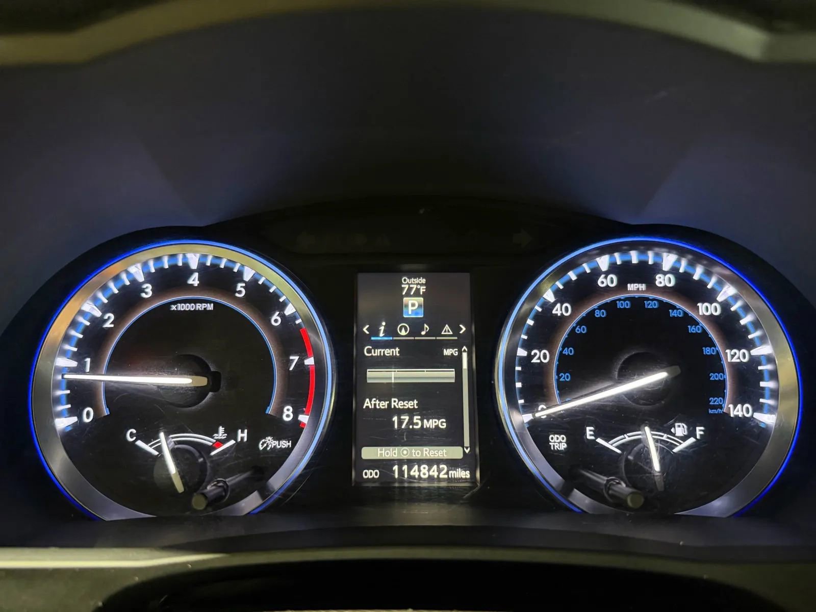 Used 2015 Toyota Highlander XLE AWD/4WD image 14