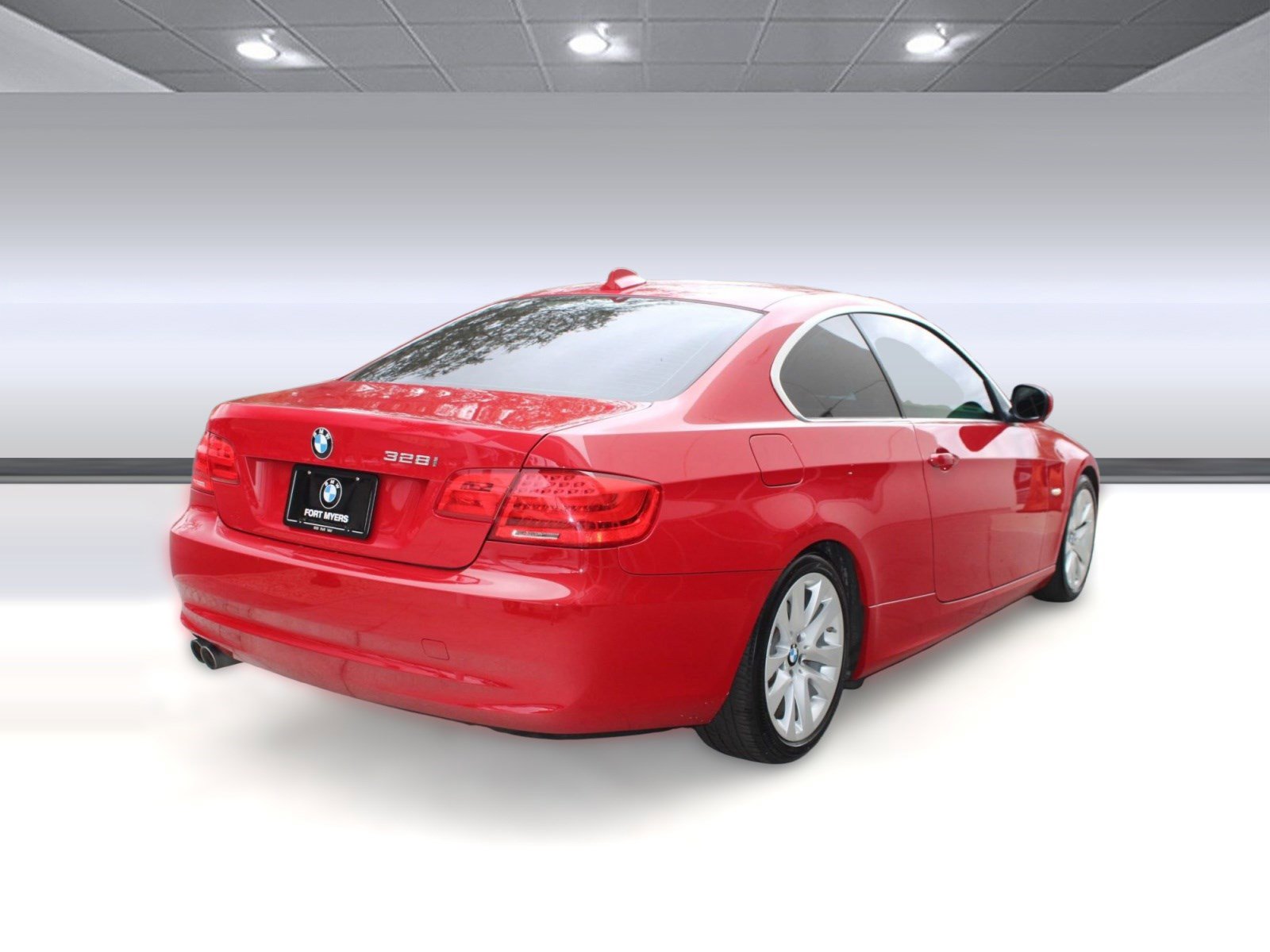 Used 2011 BMW 328i Coupe image 9