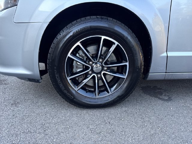 Used 2018 Dodge Grand Caravan GT FWD image 27