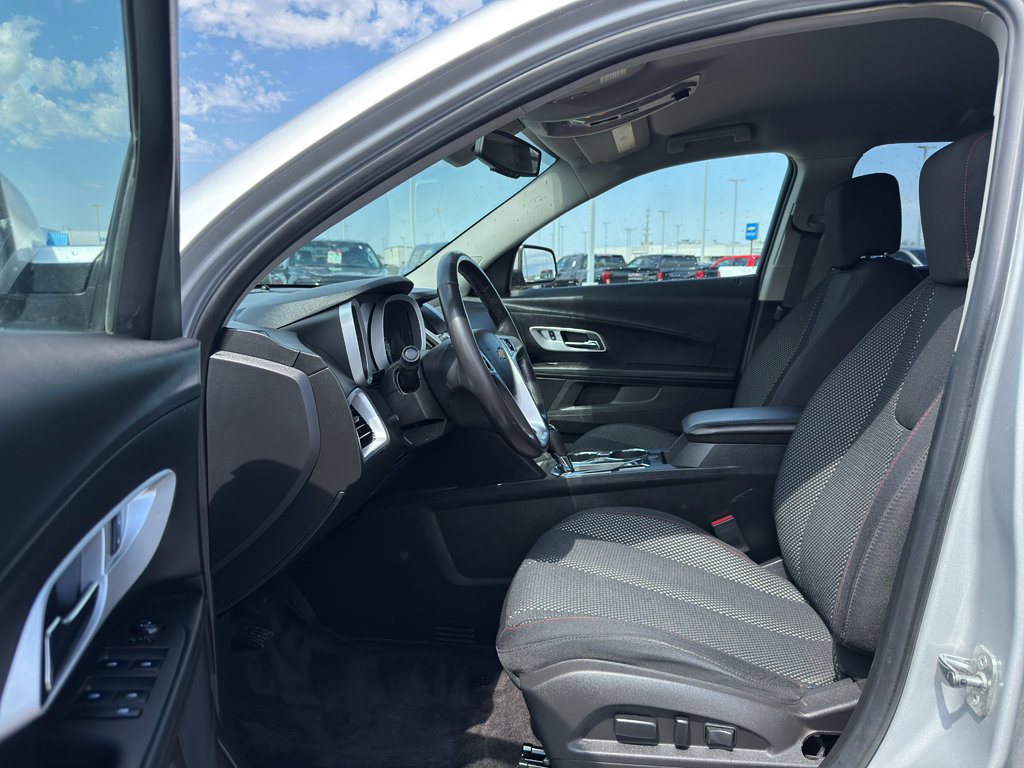 Used 2016 Chevrolet Equinox LT w/ Convenience Package AWD/4WD image 12
