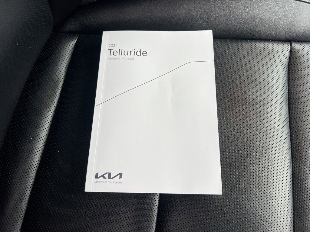 Certified 2024 Kia Telluride LX image 26