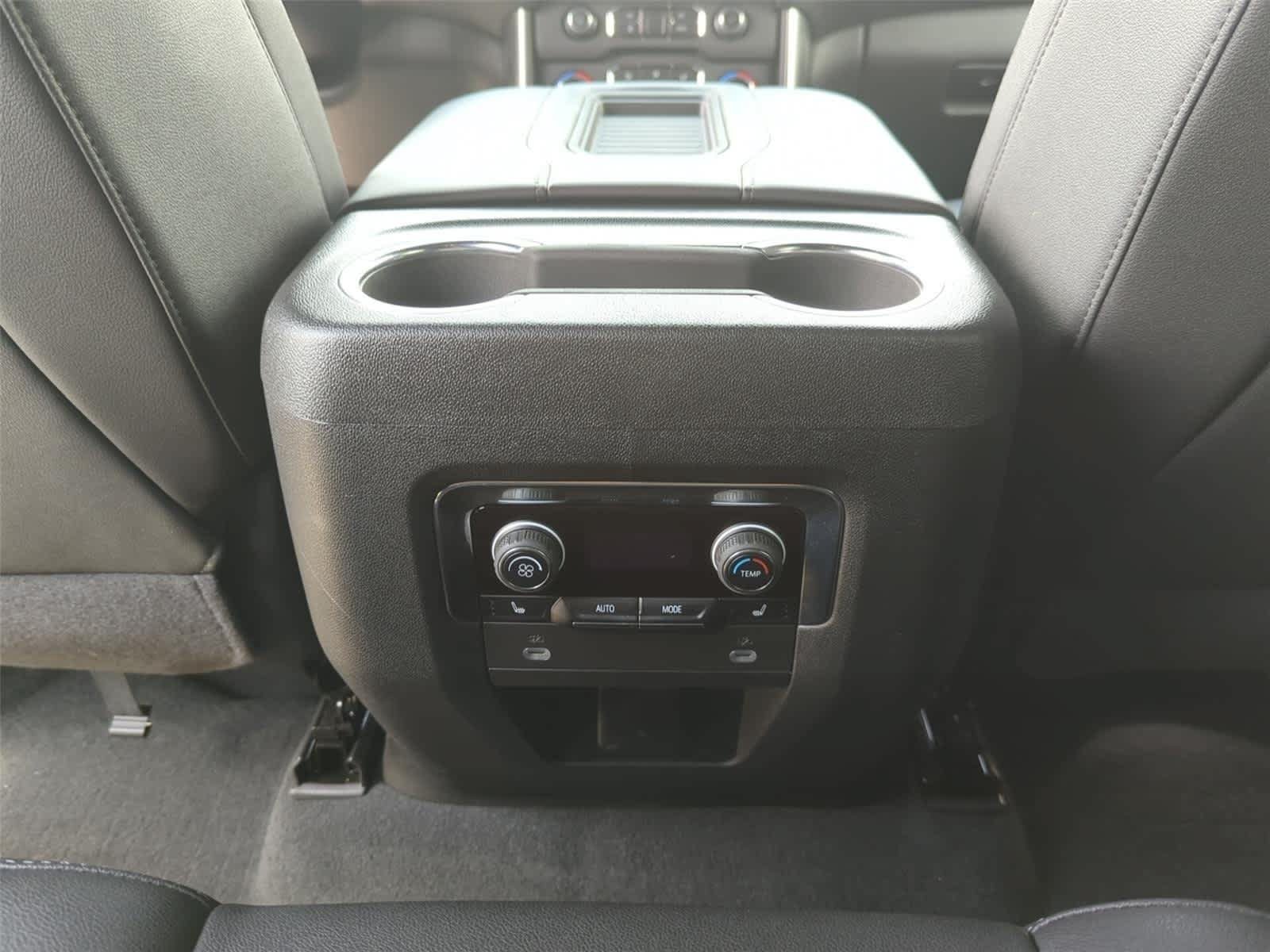 Used 2023 Chevrolet Tahoe Z71 w/ Z71 Off-Road Package AWD/4WD image 27