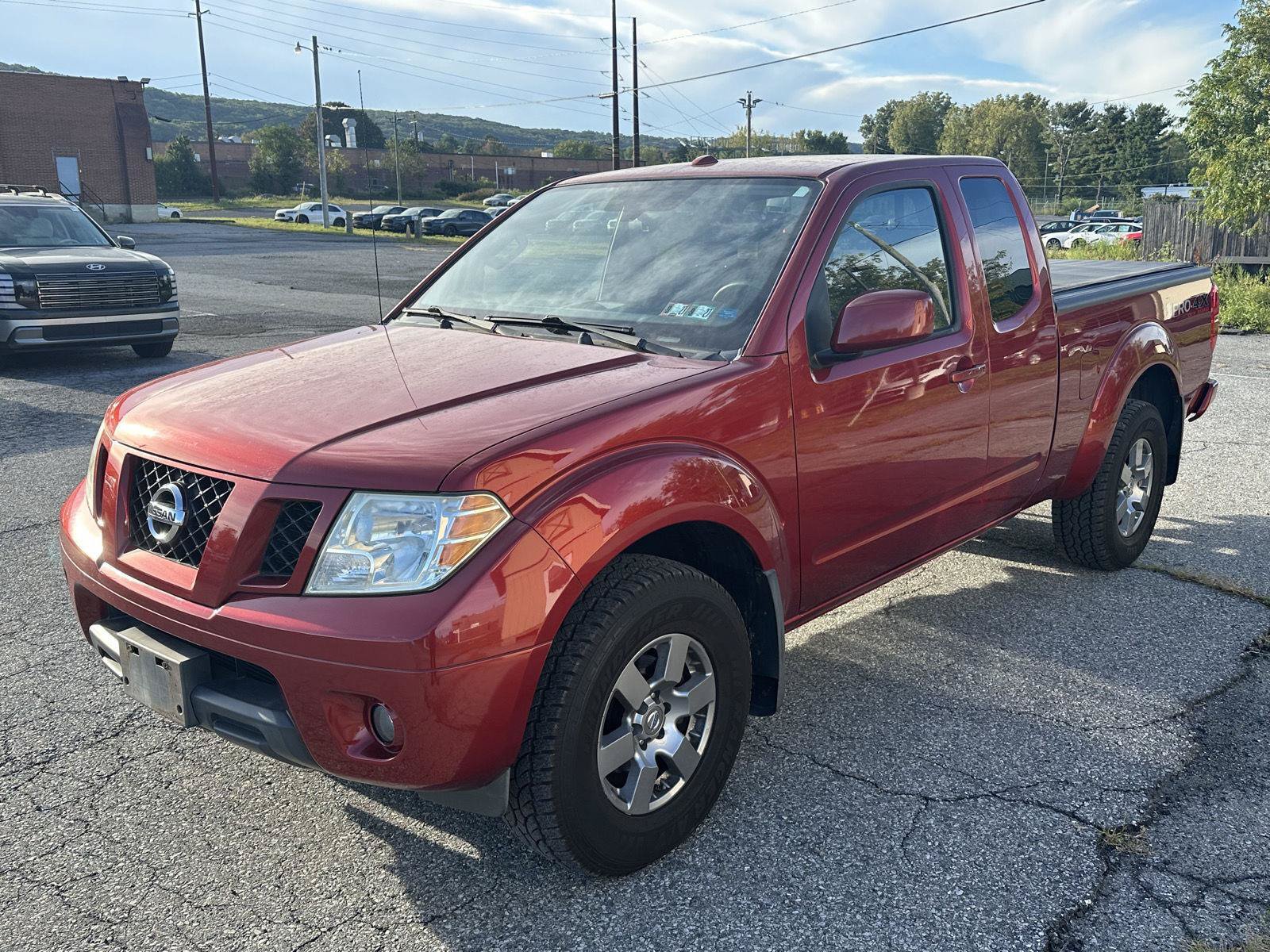 Used 2012 Nissan Frontier PRO-4X AWD/4WD image 4