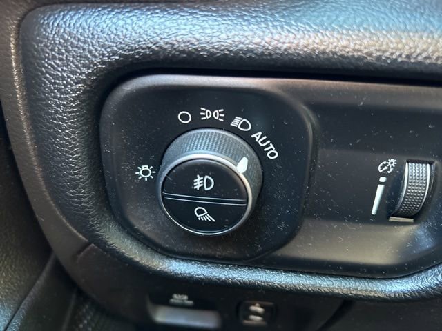 Used 2021 RAM 1500 Big Horn image 25