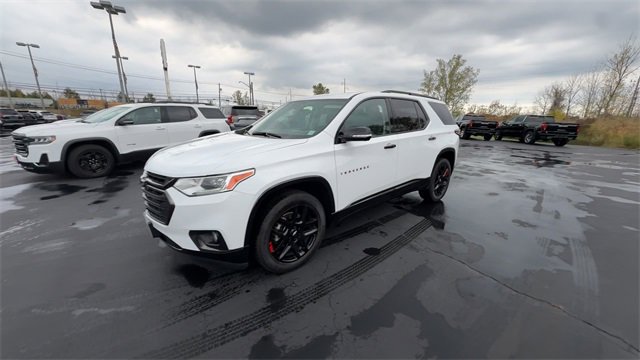 Certified 2020 Chevrolet Traverse Premier w/ Redline Edition image 4