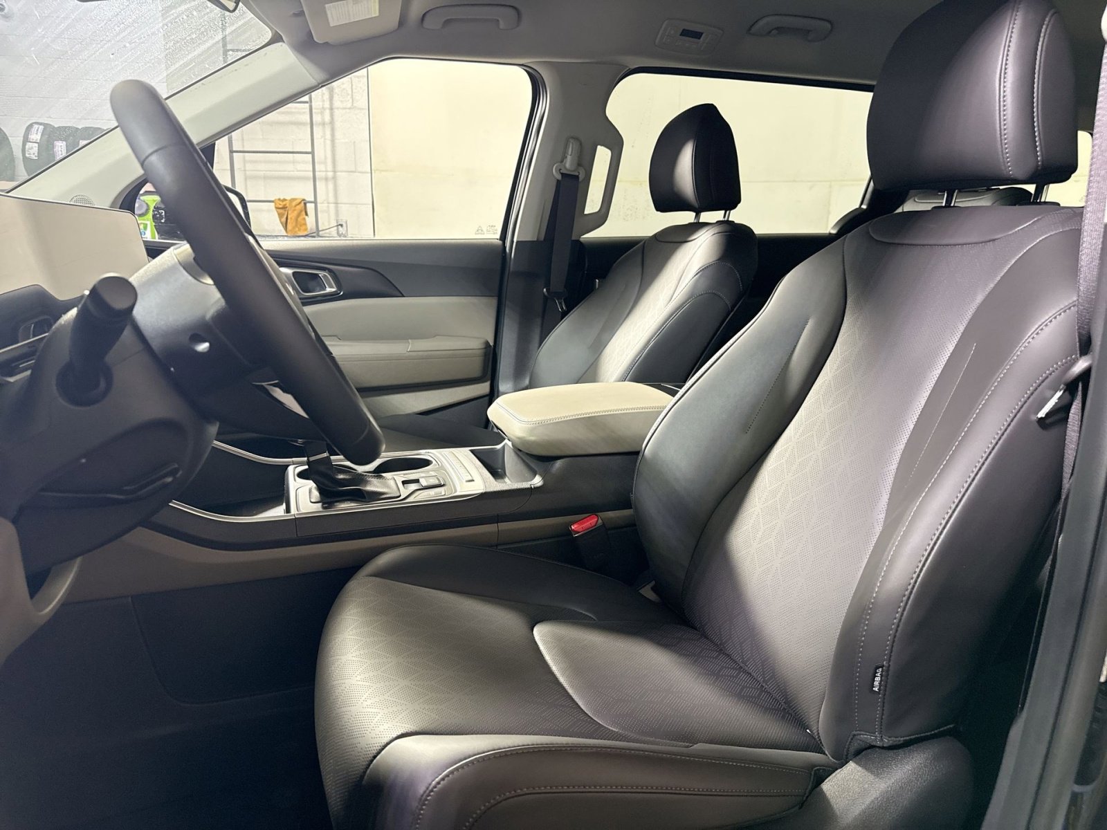 New 2026 Kia Carnival LXS image 13