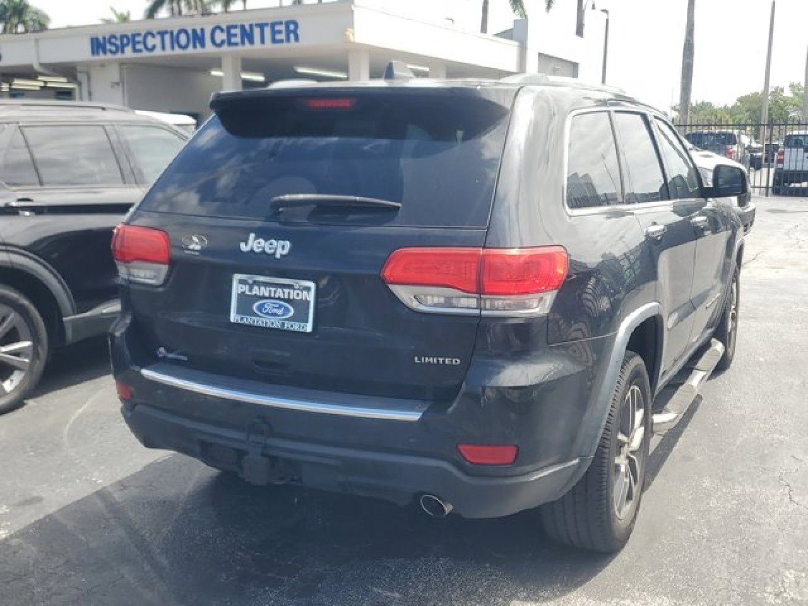 Used 2018 Jeep Grand Cherokee Limited w/ Trailer Tow Group IV RWD image 7