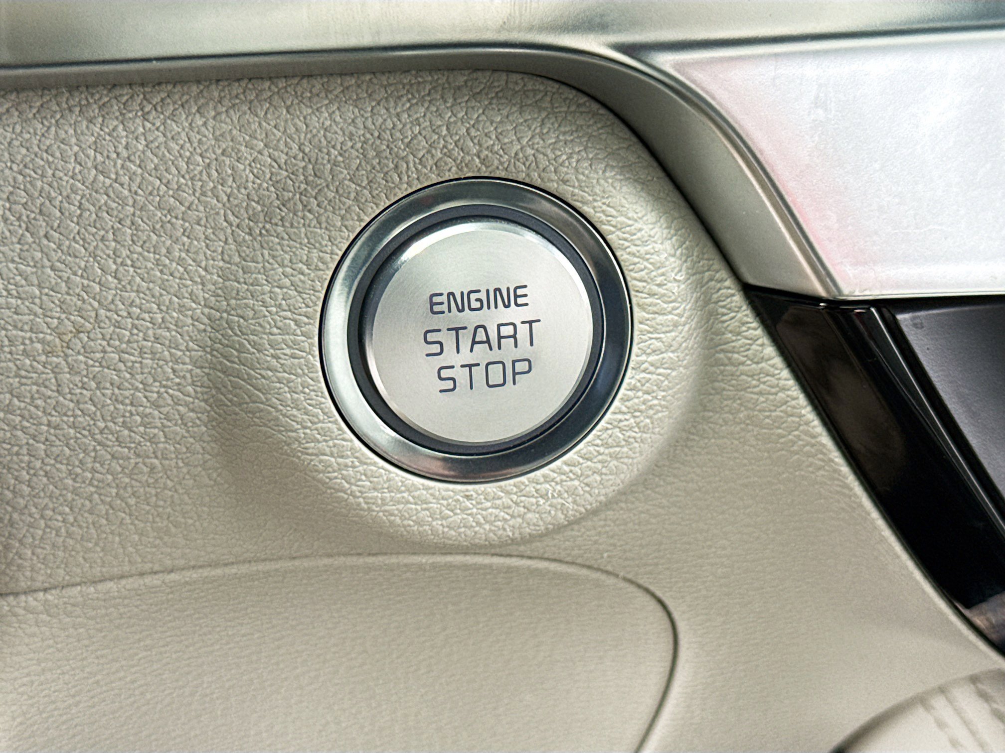 Used 2023 Kia Telluride SX Prestige AWD/4WD image 9