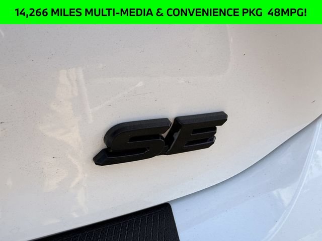 Used 2025 Toyota Camry SE FWD image 28