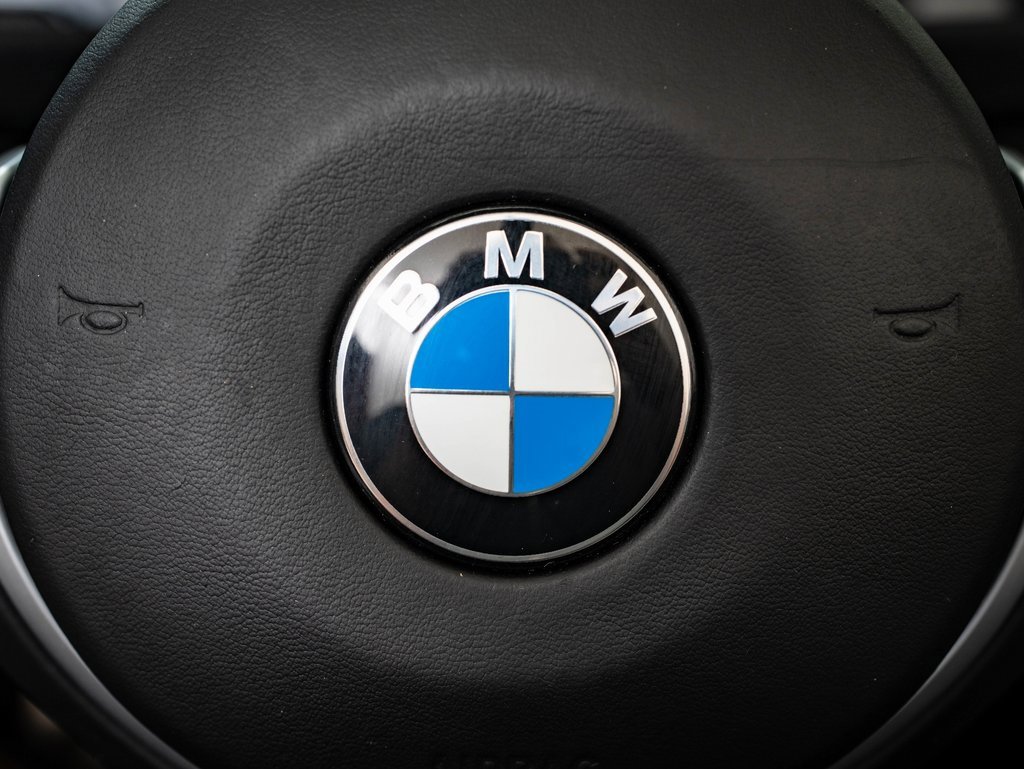 Used 2015 BMW M4 Convertible image 29