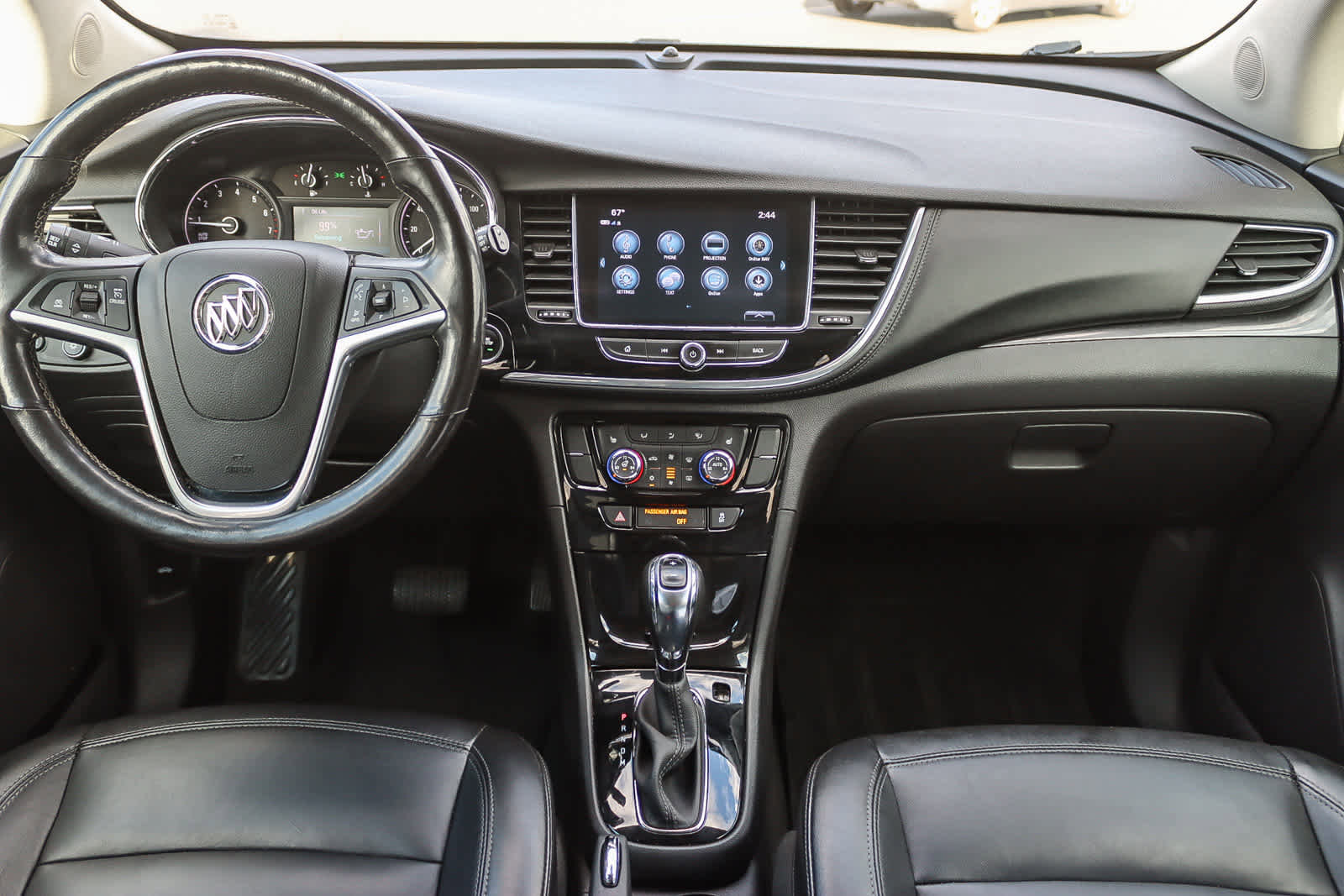 Used 2019 Buick Encore Essence image 11