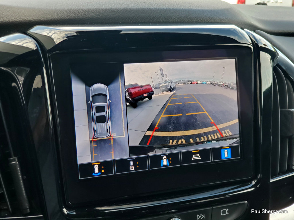 Used 2022 Chevrolet Traverse RS FWD image 37