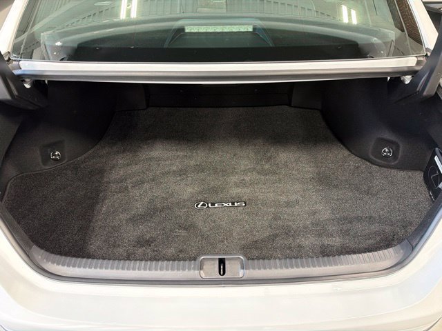 Used 2022 Lexus ES 300h F Sport w/ Accessory Package FWD image 31