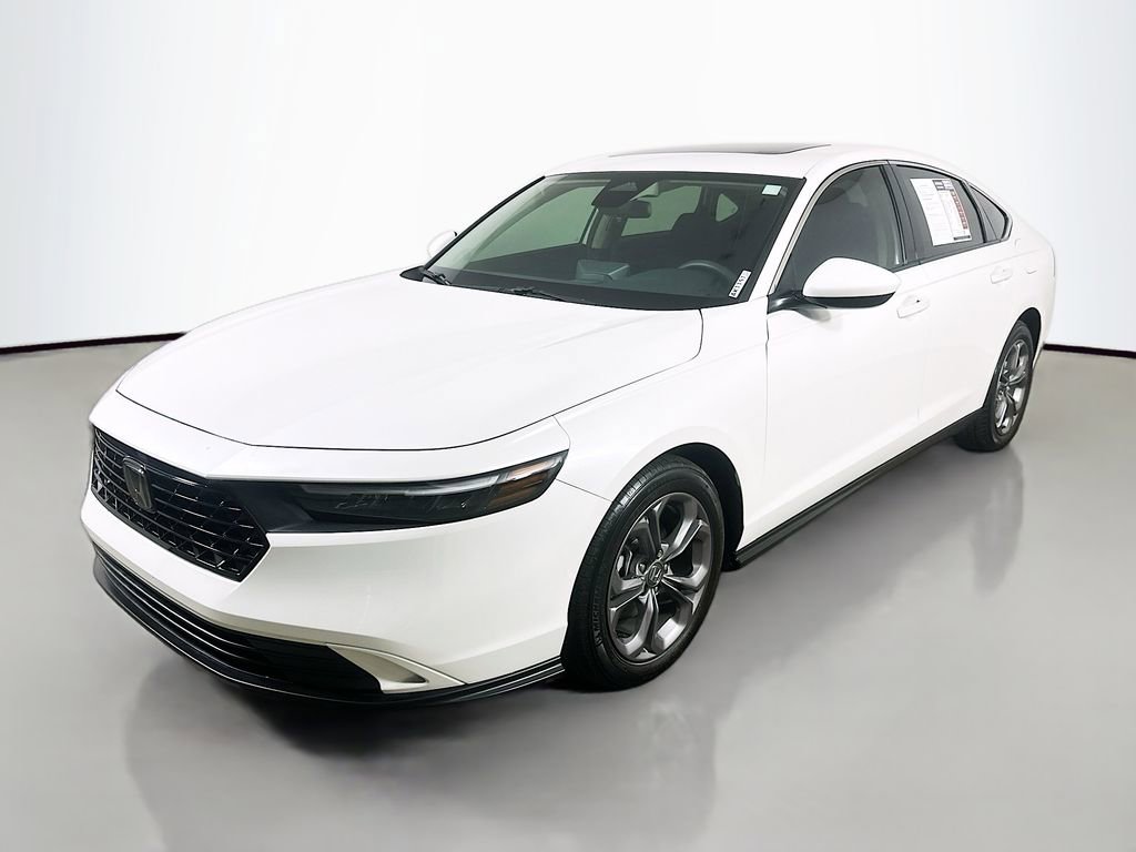 Used 2024 Honda Accord EX image 3