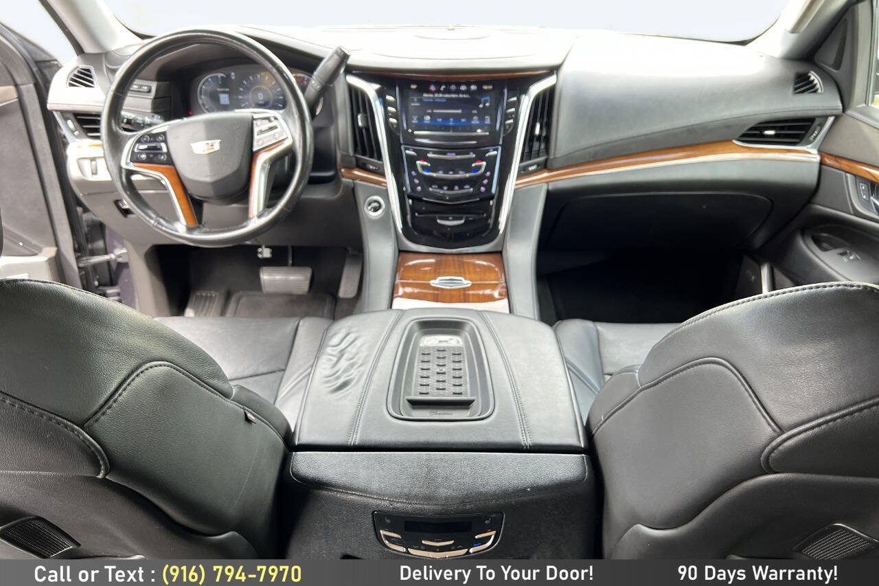 Used 2016 Cadillac Escalade ESV Premium AWD/4WD image 17