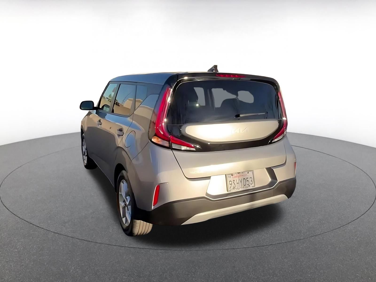 Used 2025 Kia Soul LX w/ LX Technology Package image 11