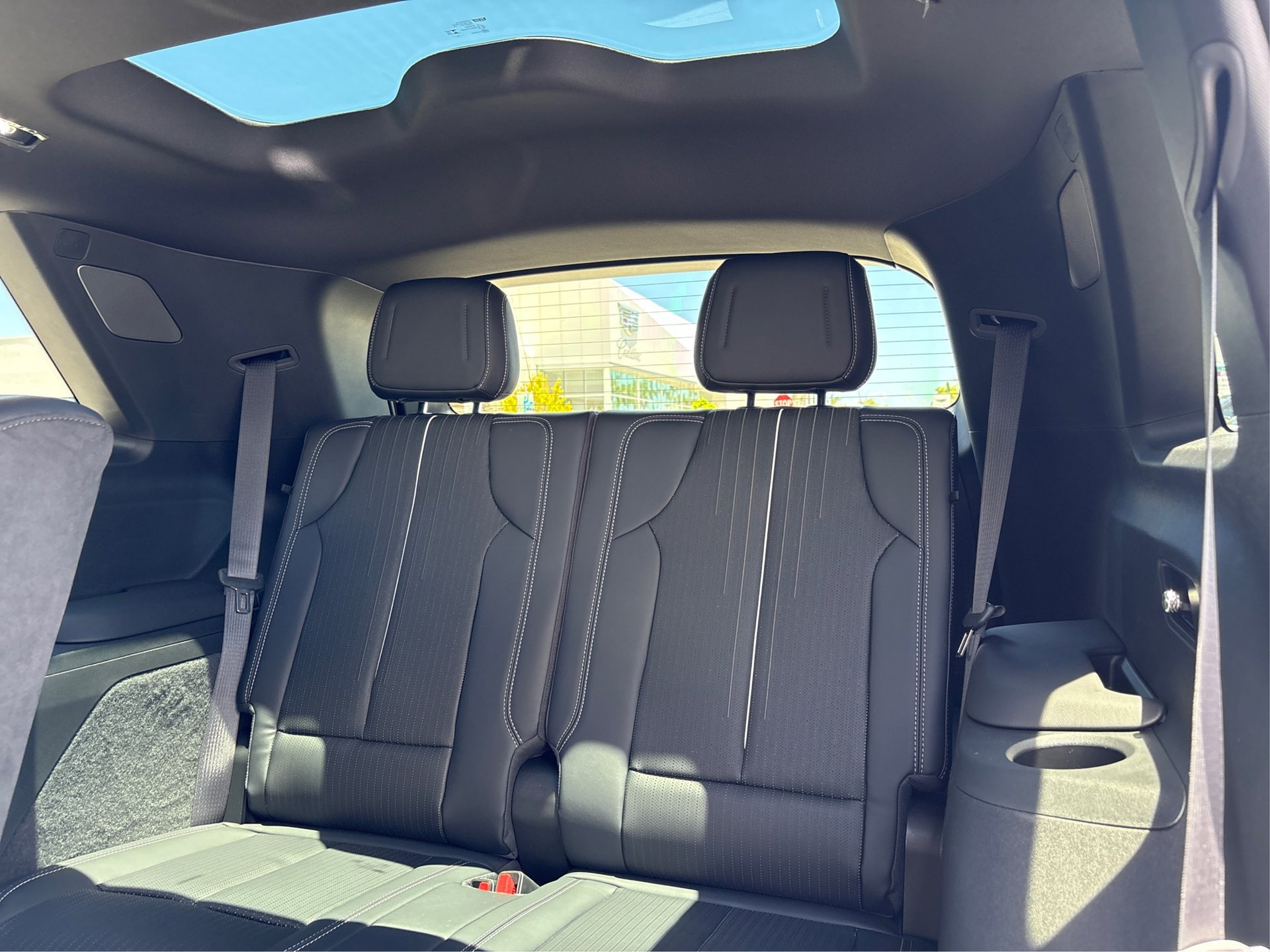 New 2027 Cadillac Vistiq Luxury AWD/4WD image 12