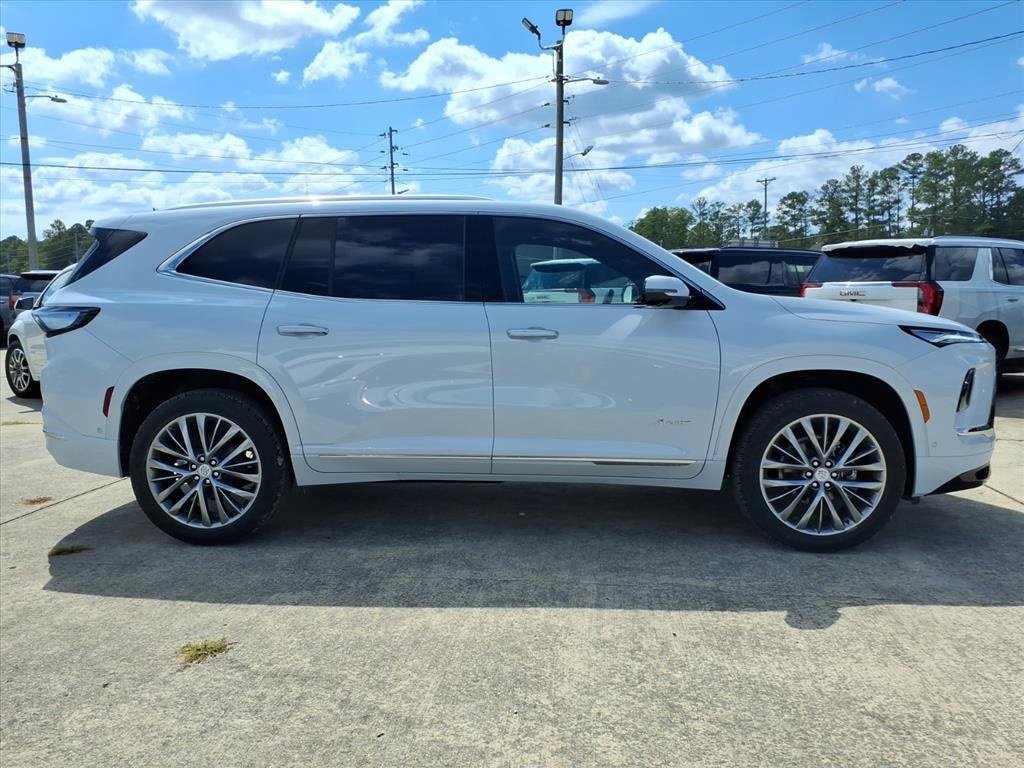 New 2026 Buick Enclave Avenir image 8