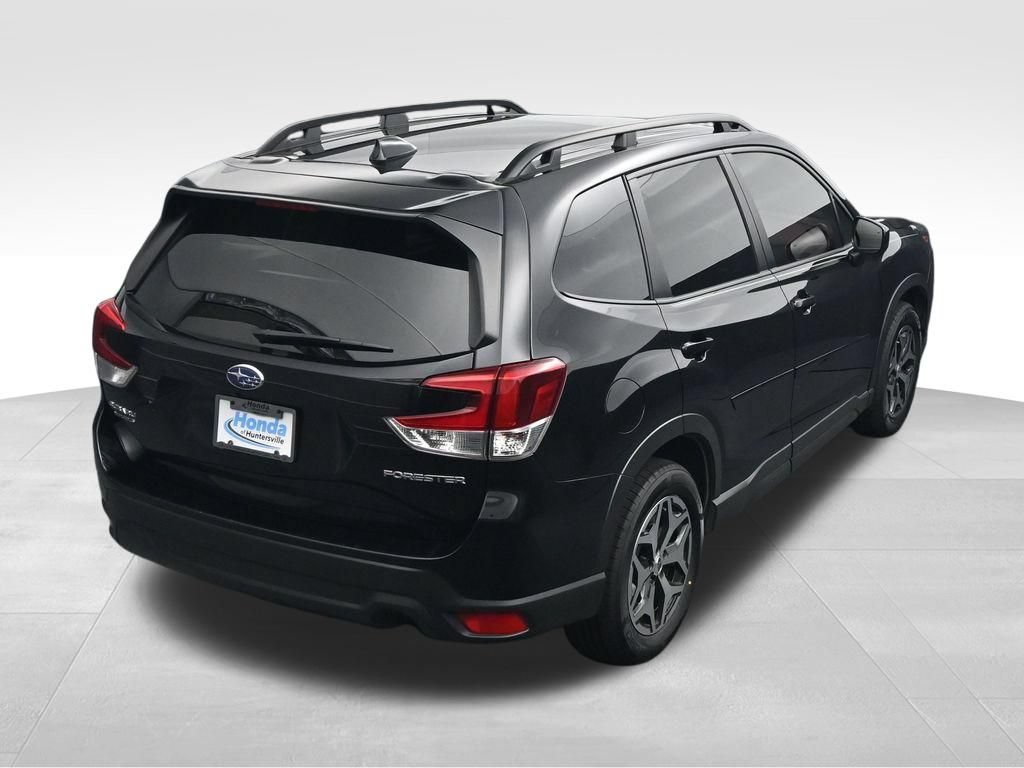 Used 2024 Subaru Forester Premium AWD/4WD image 30