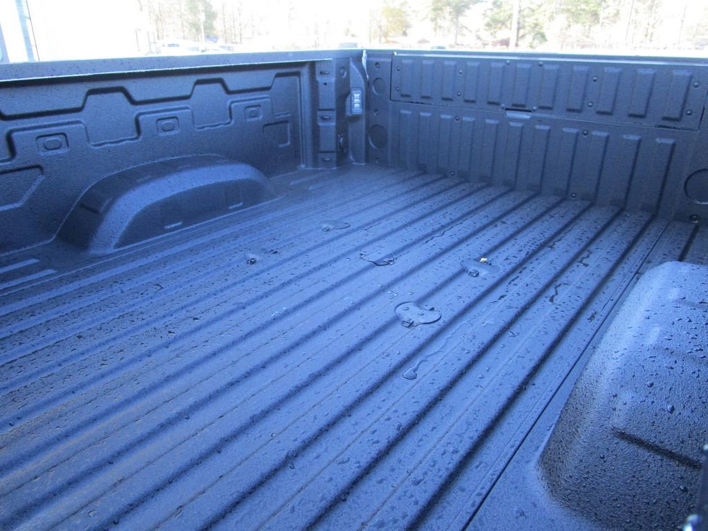 New 2026 GMC Sierra 2500 SLT w/ SLT Premium Package image 13