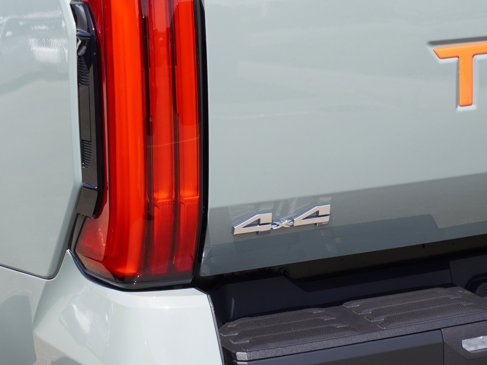 Used 2026 Toyota Tundra SR5 AWD/4WD image 11