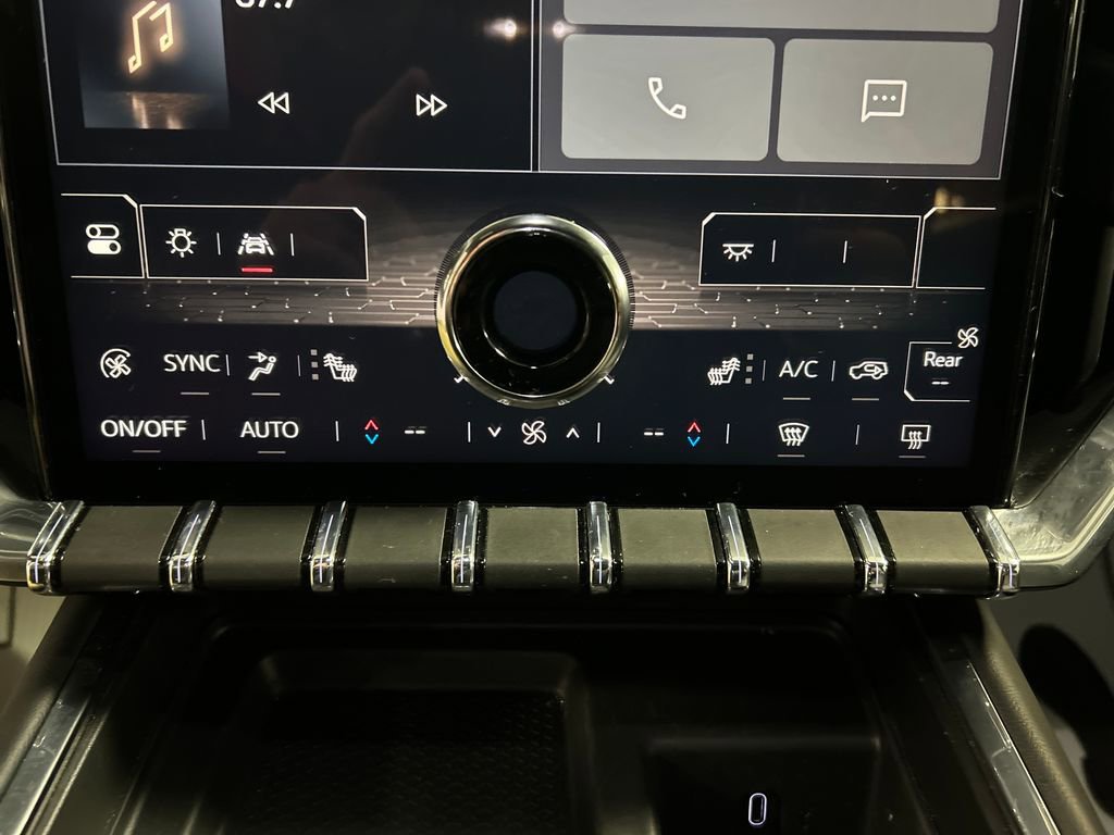 Used 2025 GMC Acadia Elevation image 19