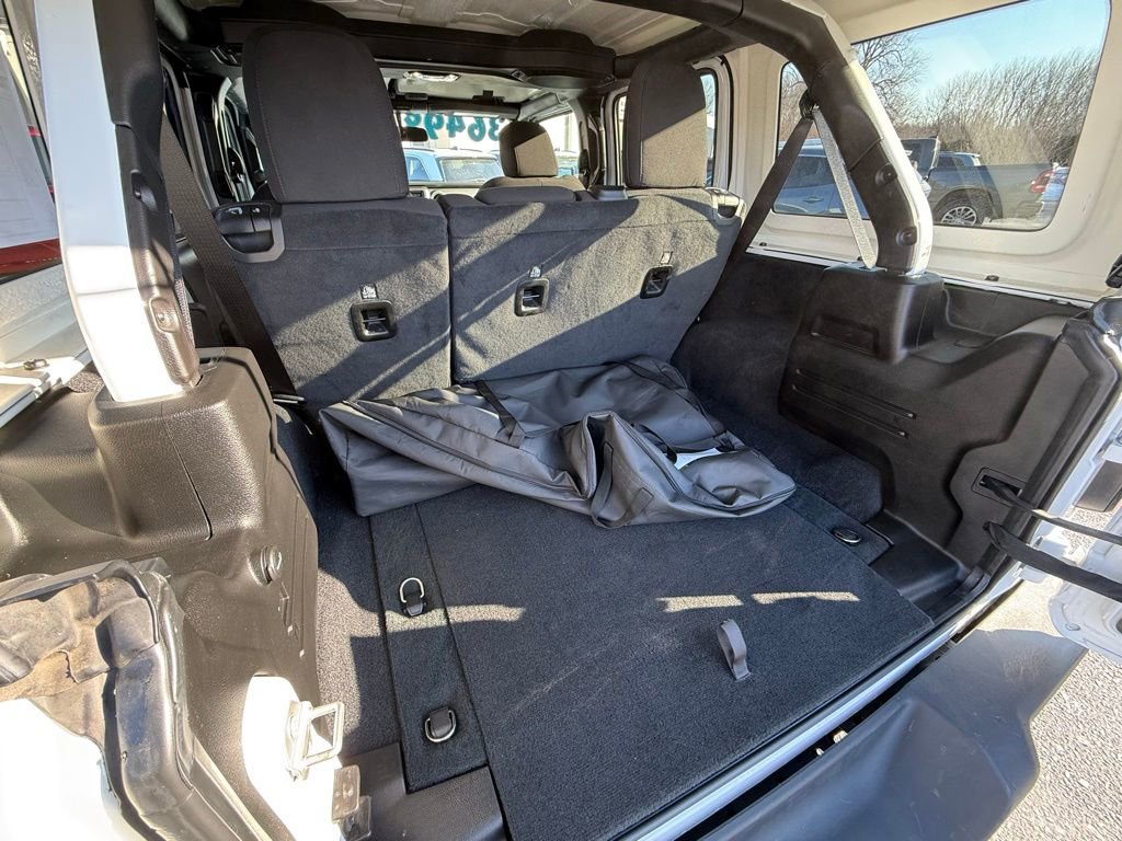 Certified 2023 Jeep Wrangler Willys image 30