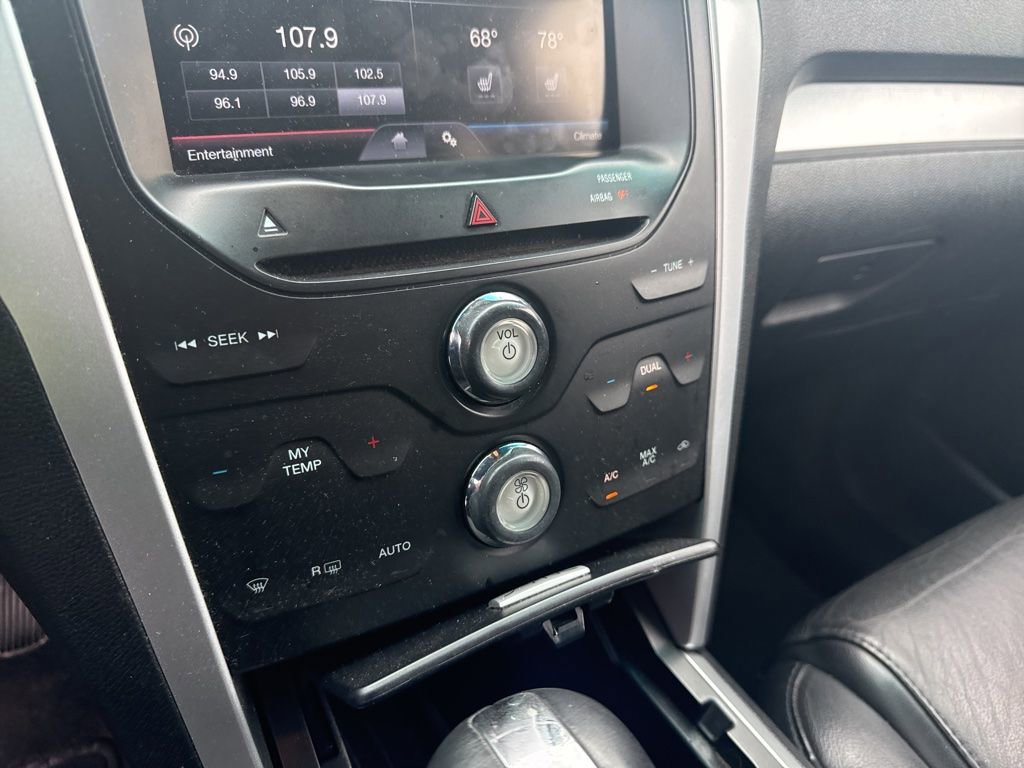 Used 2015 Ford Explorer XLT w/ Equipment Group 202B image 15