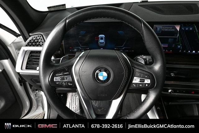 Used 2024 BMW X5 xDrive40i w/ Premium Package image 9