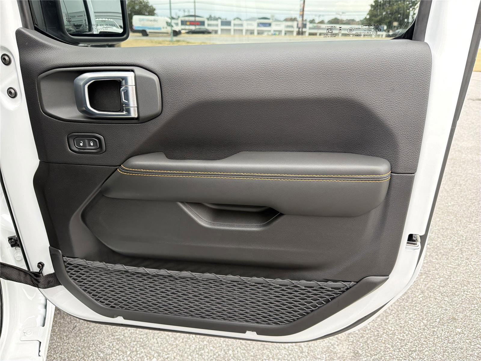 New 2026 Jeep Gladiator Sahara image 15