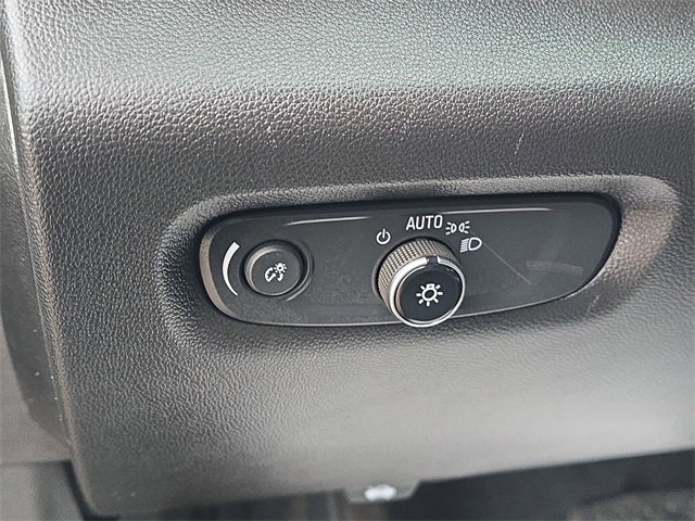 Used 2023 Chevrolet Traverse LT w/ LPO, Floor Liner Package image 8