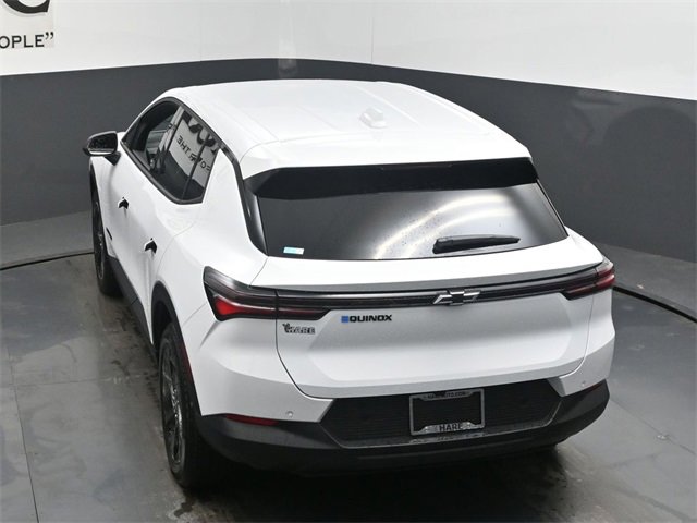 New 2026 Chevrolet Equinox EV LT image 35