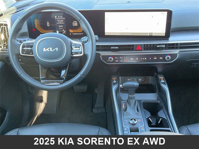 Certified 2025 Kia Sorento EX image 11