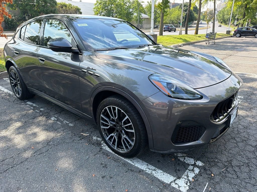 Used 2023 Maserati Grecale Modena AWD/4WD image 5