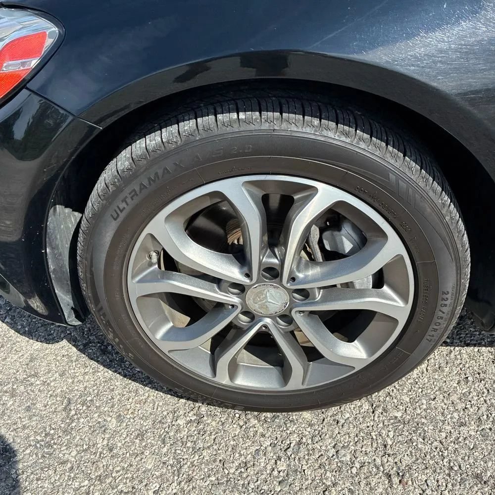 Used 2015 Mercedes-Benz C 300 4MATIC Sedan image 17