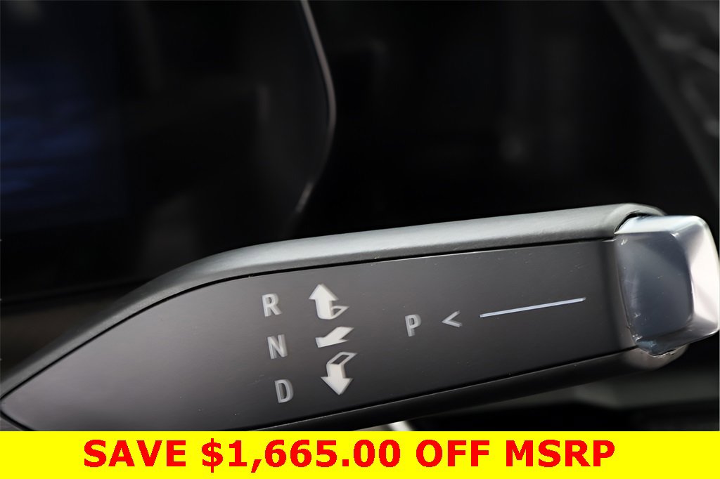 New 2026 Chevrolet Equinox LT w/ Convenience Package II image 17