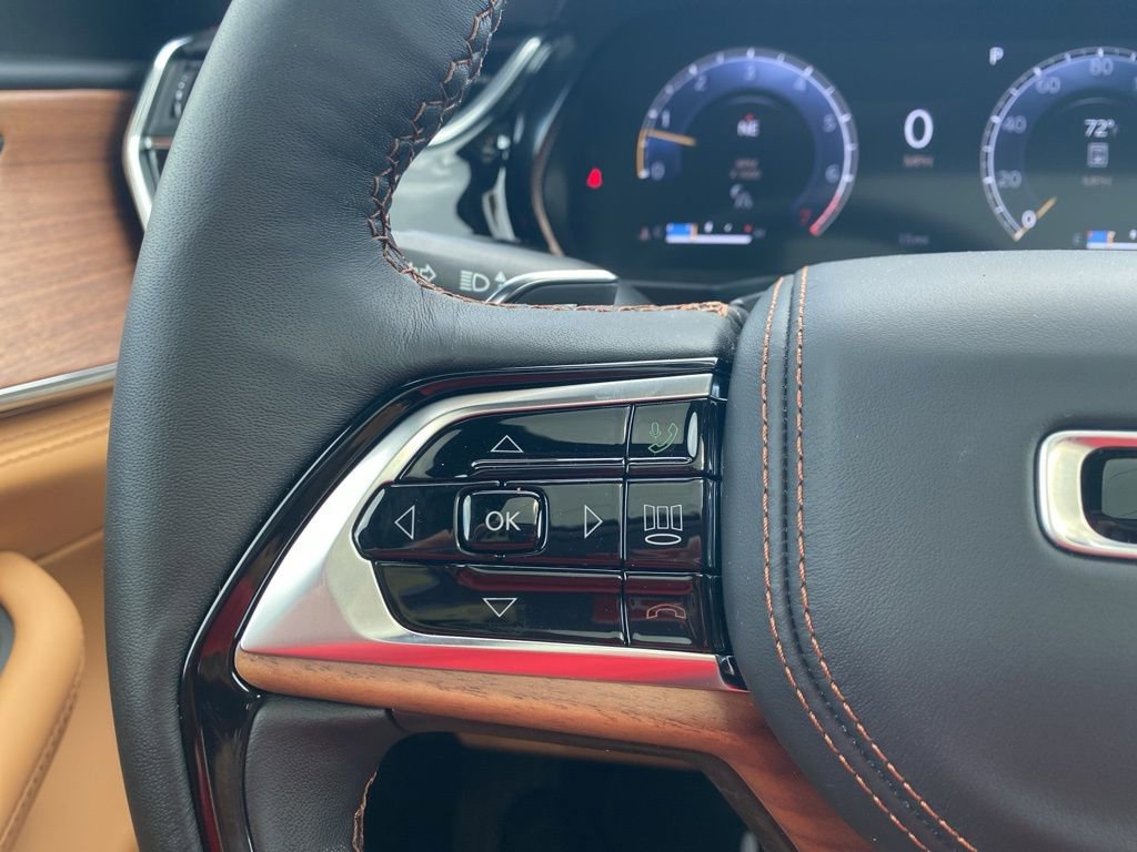 New 2025 Jeep Grand Cherokee Summit image 20