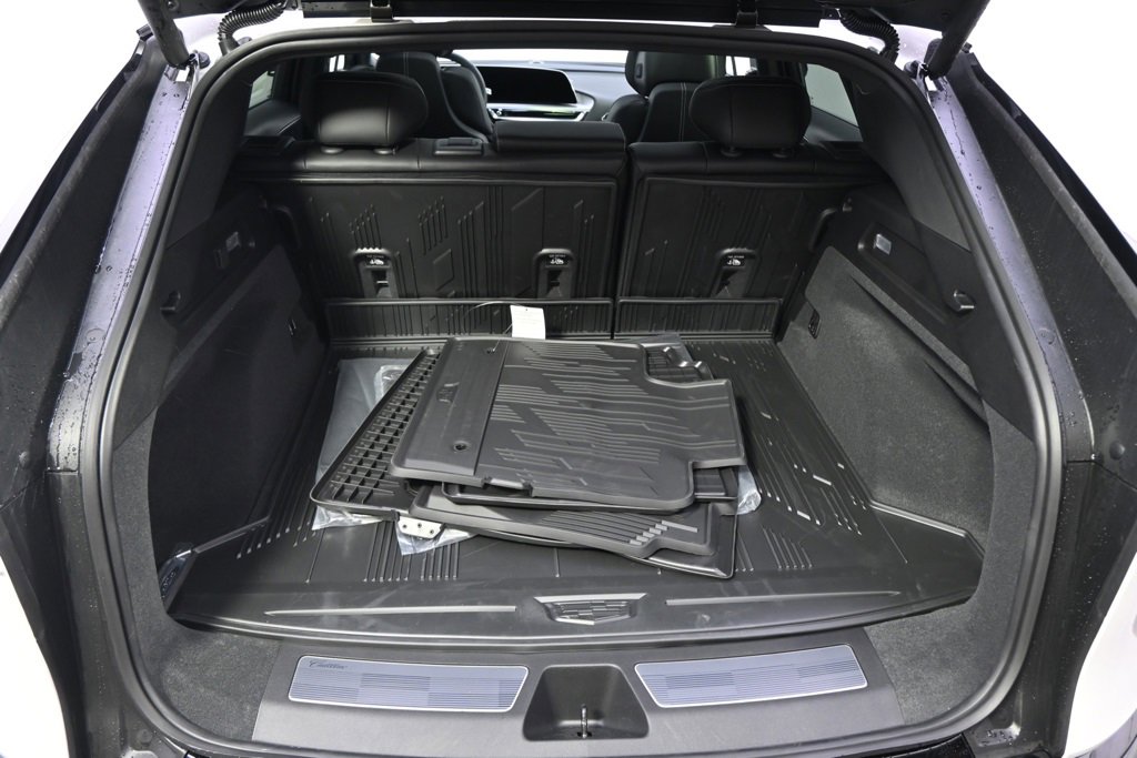 New 2025 Cadillac Lyriq Sport image 19