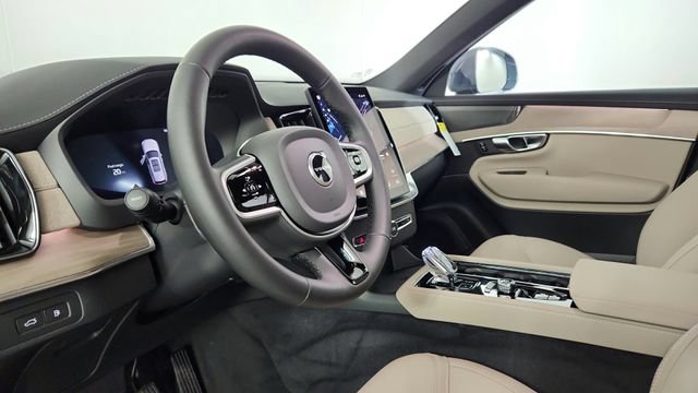 New 2026 Volvo XC90 T8 Plus w/ Protection Package Premier AWD/4WD image 50