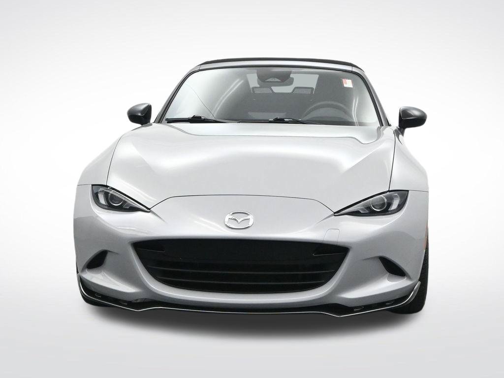 Used 2025 MAZDA MX-5 Miata Club RWD image 2